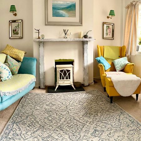 Holly Cottage Cosy Home In Sherwood Forest Edwinstowe Extérieur photo