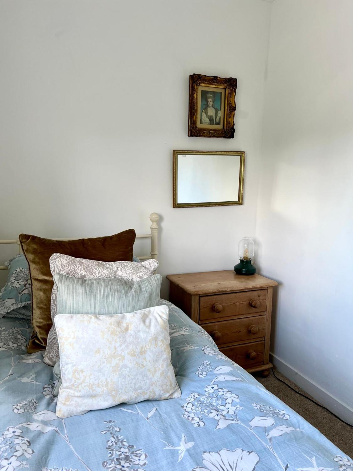 Holly Cottage Cosy Home In Sherwood Forest Edwinstowe Extérieur photo