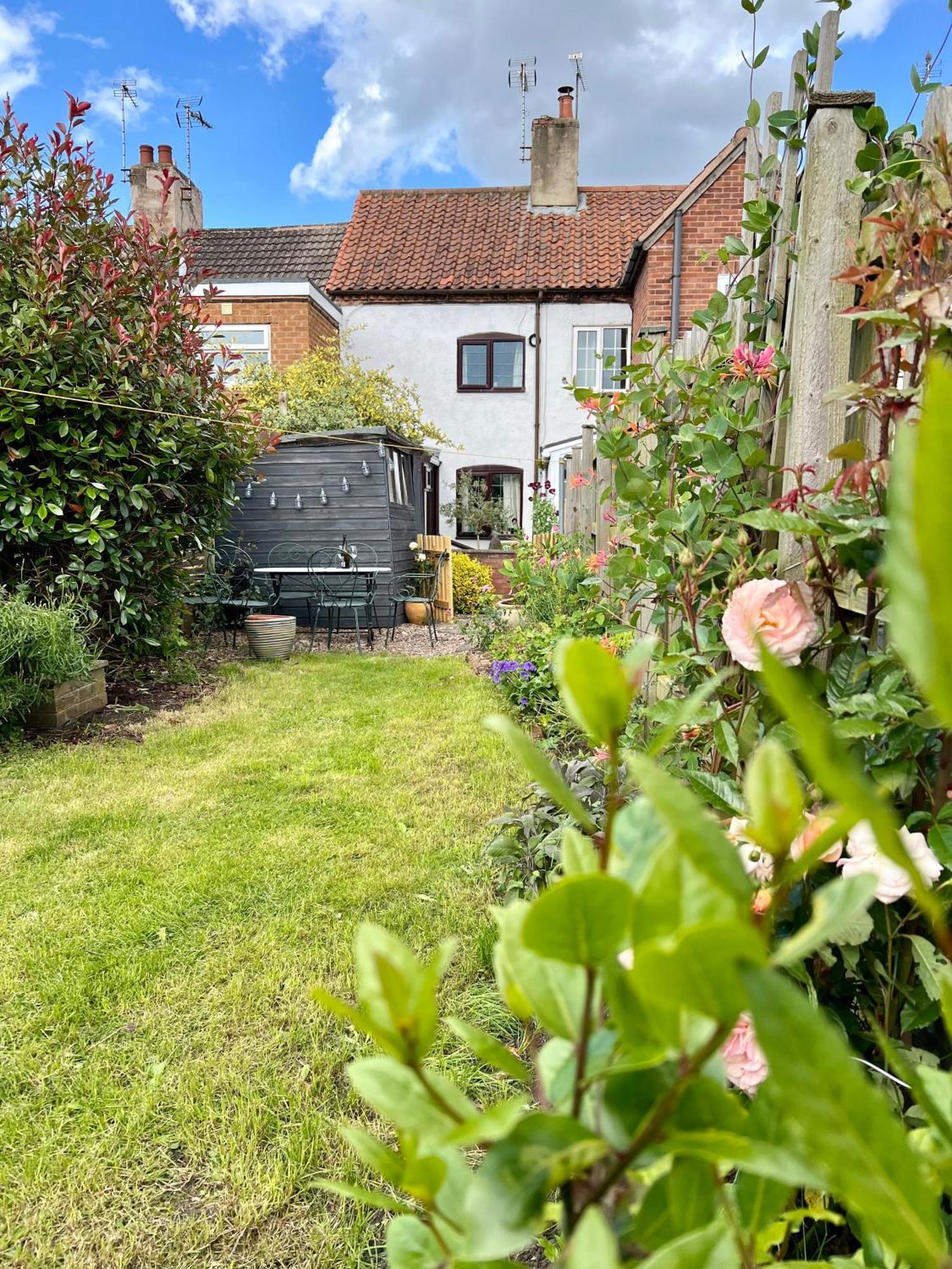 Holly Cottage Cosy Home In Sherwood Forest Edwinstowe Extérieur photo